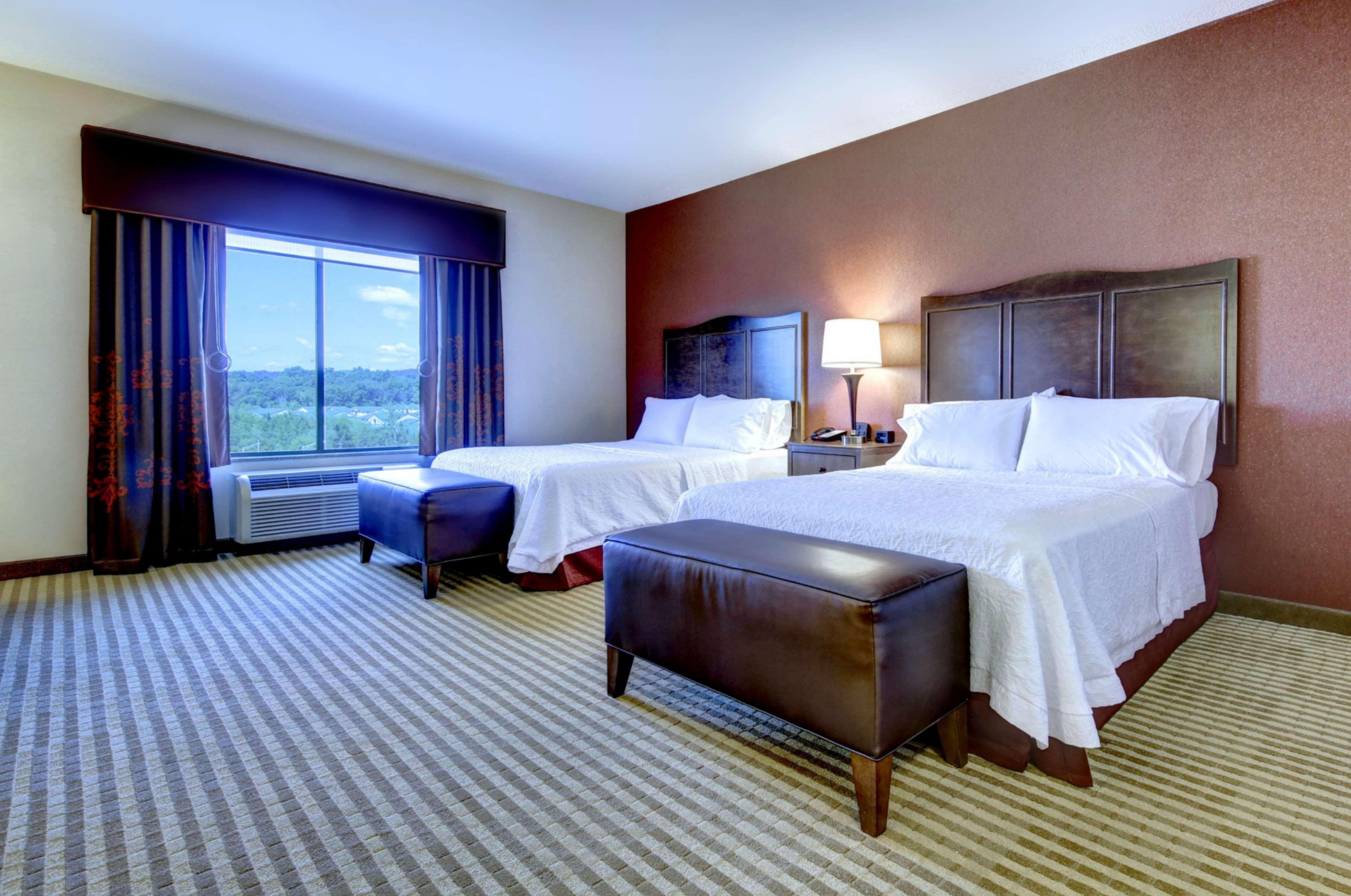 Hampton Inn&Suites Harrisburg Buitenkant foto
