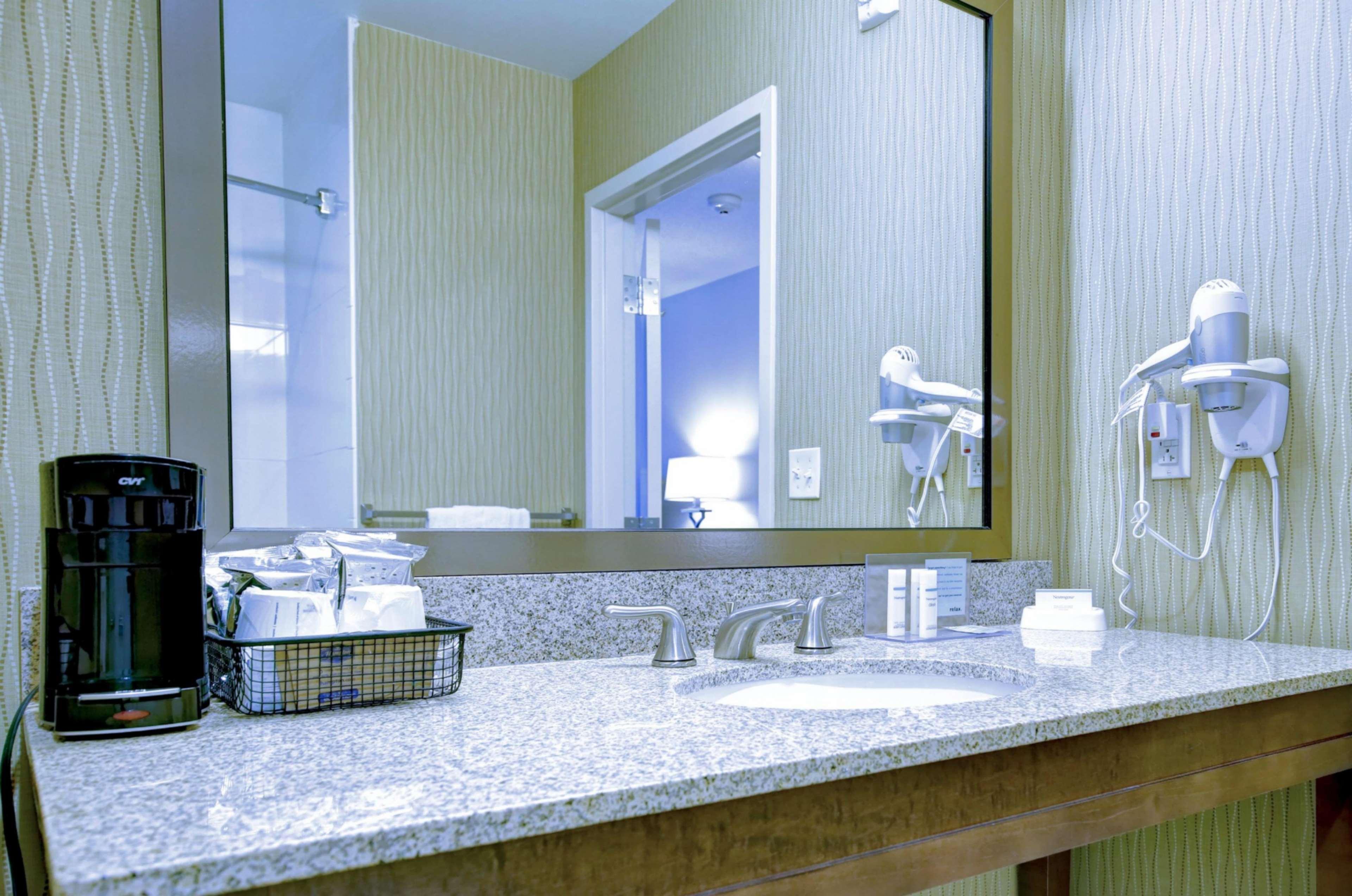 Hampton Inn&Suites Harrisburg Buitenkant foto