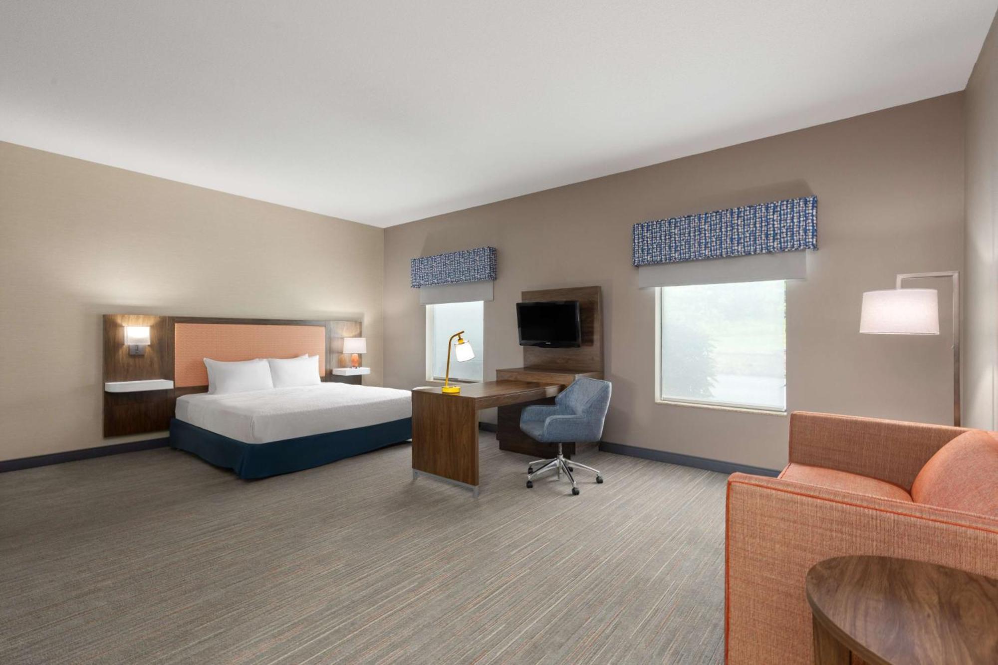 Hampton Inn&Suites Harrisburg Buitenkant foto