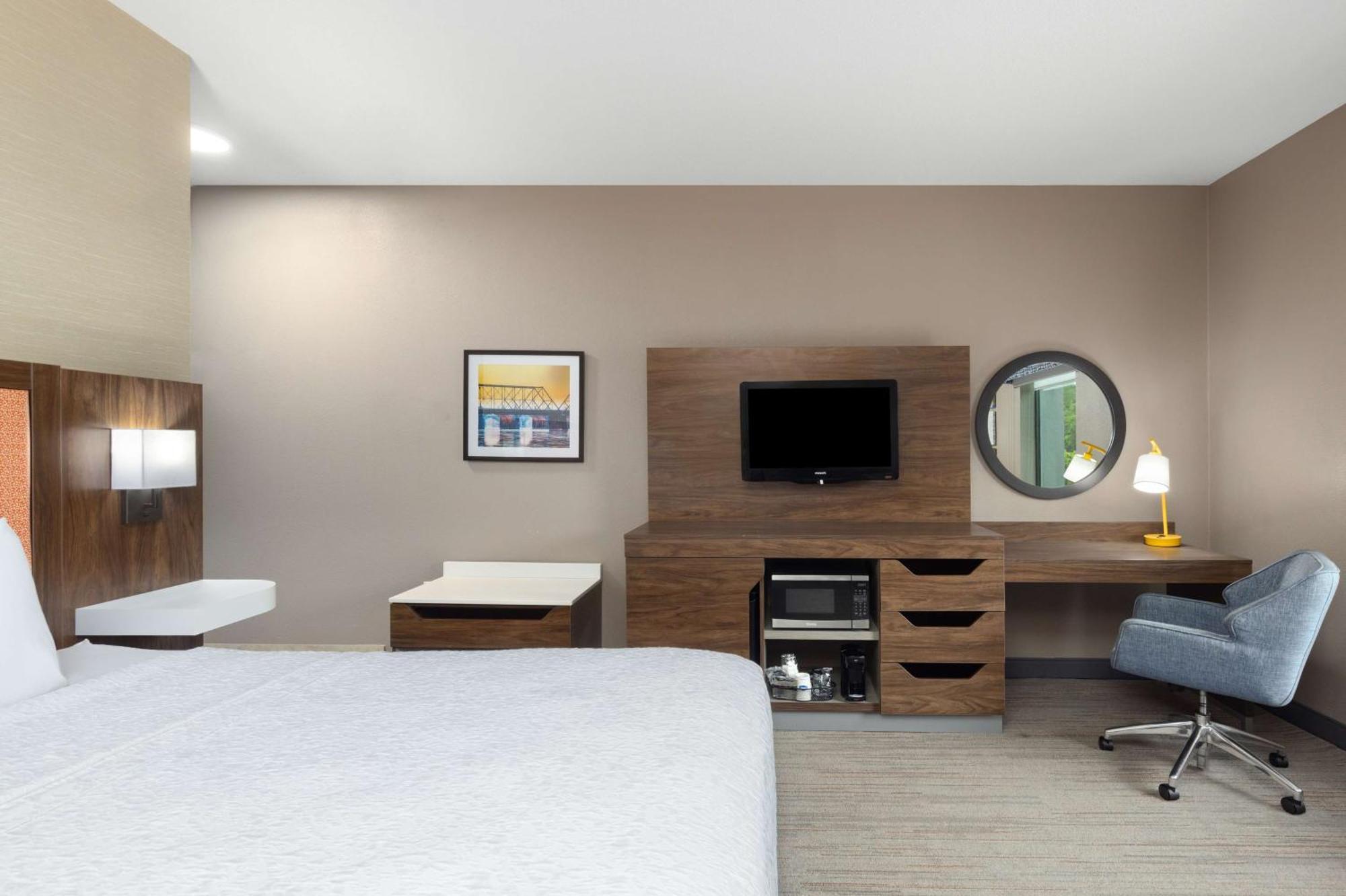 Hampton Inn&Suites Harrisburg Buitenkant foto