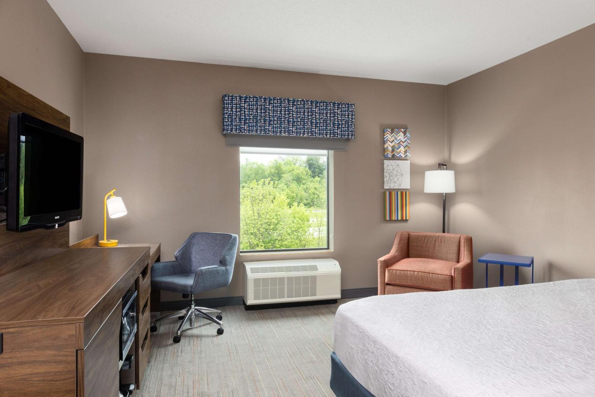 Hampton Inn&Suites Harrisburg Buitenkant foto