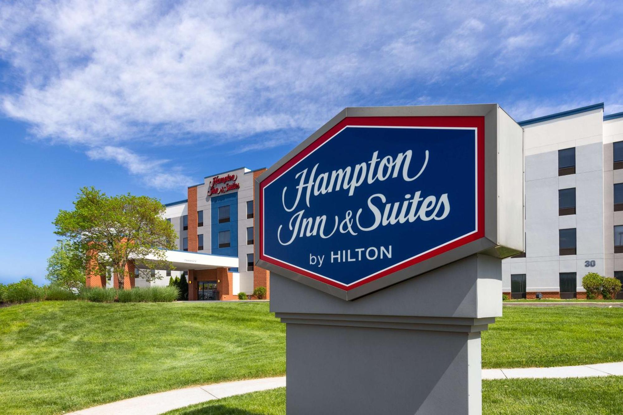 Hampton Inn&Suites Harrisburg Buitenkant foto