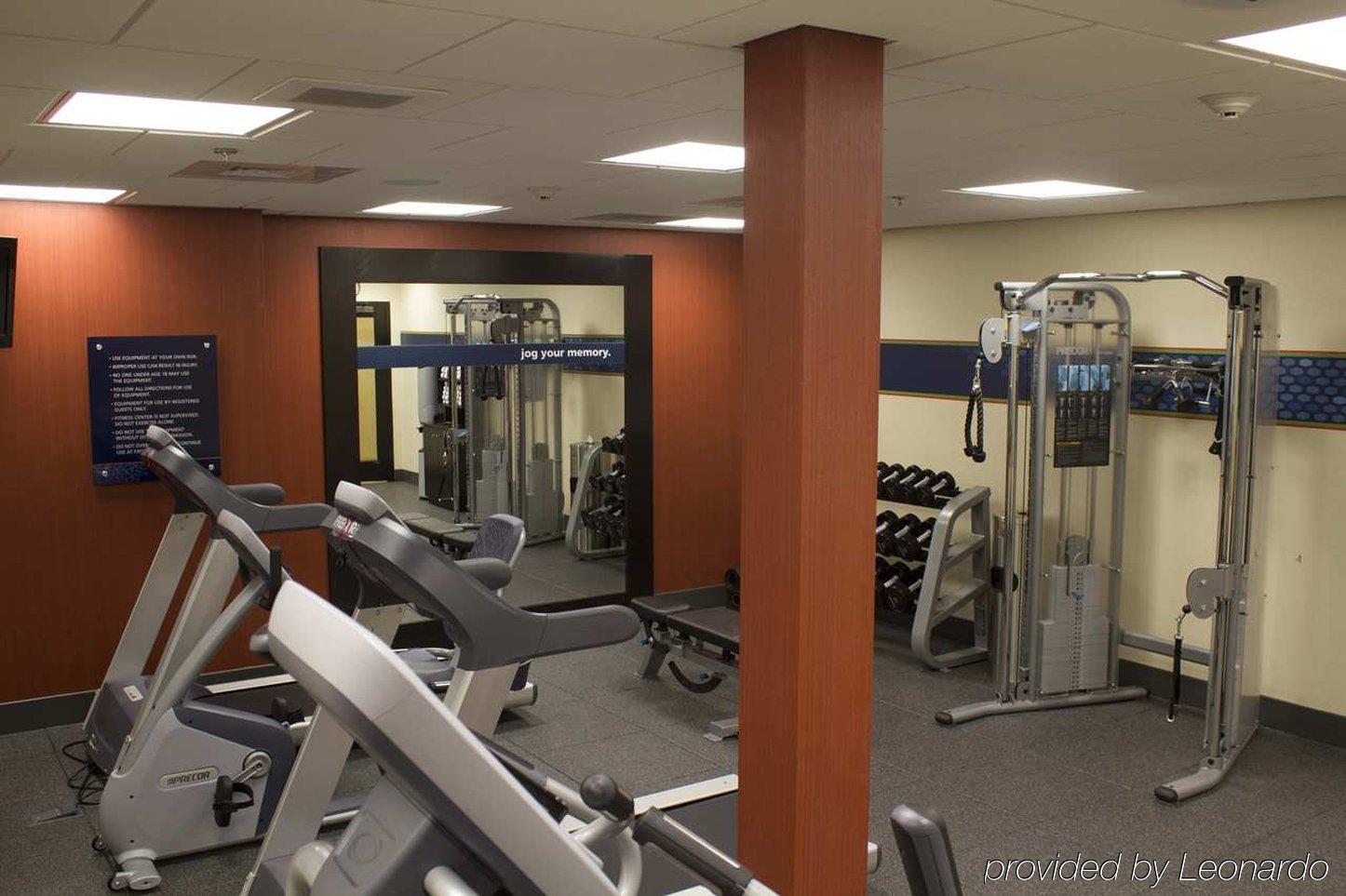 Hampton Inn&Suites Harrisburg Buitenkant foto